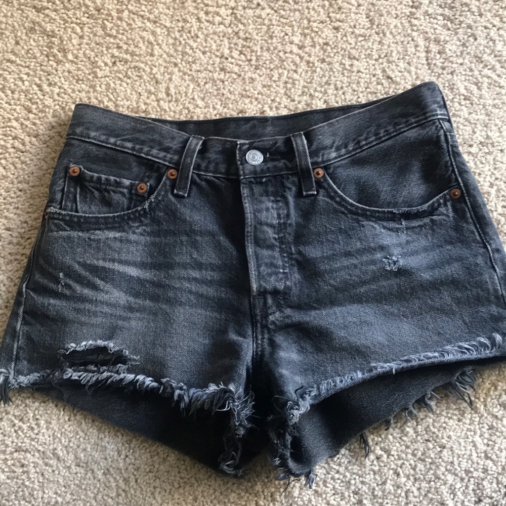 Levi’s 501 size 26 high waist shorts